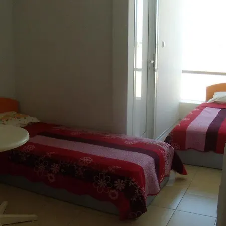 Lifto Guest Pensionat *